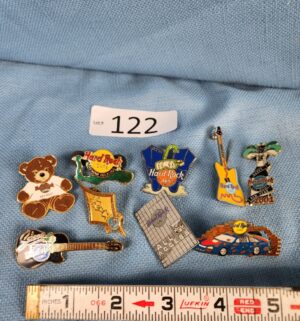 e122- Vintage Hard Rock Pins