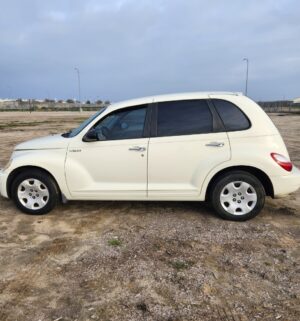 h340- (see video) 2006 Chrysler PT Cruiser Sport Wagon 4D. FWD 4-Cyl, 2.4L. Runs & Drives. Buyer to Smog. Bill of Sale only.