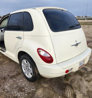 h340- (see video) 2006 Chrysler PT Cruiser Sport Wagon 4D. FWD 4-Cyl, 2.4L. Runs & Drives. Buyer to Smog. Bill of Sale only. - Image 11