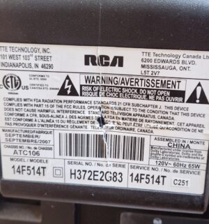 g8- Vintage RCA TruFlat TV 13 inch. Screen is good no lines, camera effect. - Image 4