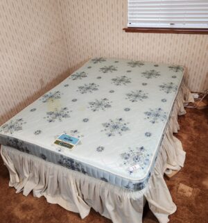 g13- Vintage Full Bed w/ box spring & frame. Must take all