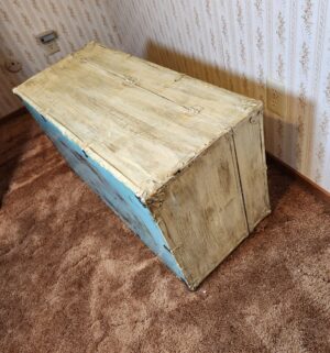 g17- Vintage Trunk - Image 4