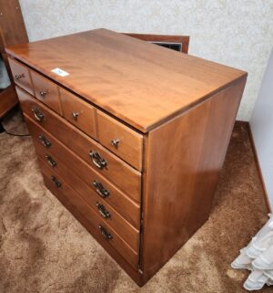 g29- Mid Century Maple Dresser Chest - Image 3