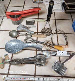 g53- vintage kitchen utensils
