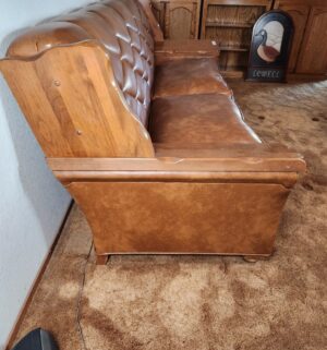 g69- Mid Century Brown Leather Tufted Sofa. Amazing Condition - Image 3