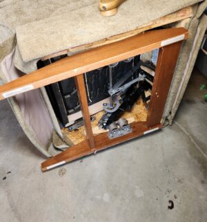 g90- La Z boy Recliner - Image 5