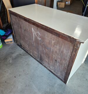 g94- antique low profile dresser - Image 4