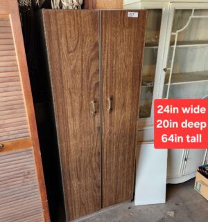 g97- slim metal locker armoire