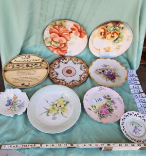 g116- collectible plates