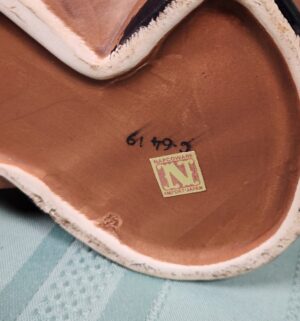 g224- two vintage planters - Image 3