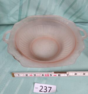 g237- Anchor Hocking Mayfair pink depression glass oval serving bowl
