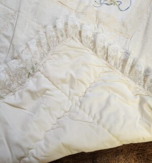 g291- large home made quilt - Image 3