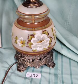 g297- hand-painted Gone With the Wind parlor lamp - Image 3