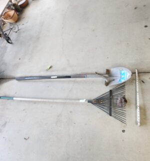 g333- shovel & rake