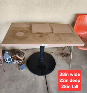 g335- table w/ iron base