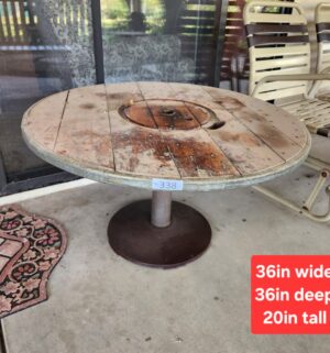 g338- Worthington Industrial Round Metal Bistro Table