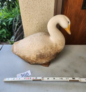 g360- ceramic duck garden statue