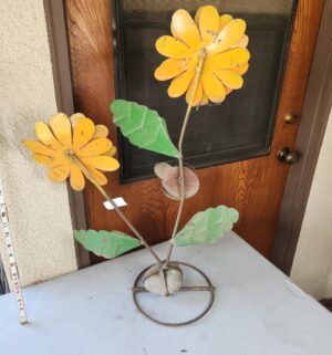 g378- metal sunflower garden stake - Image 3