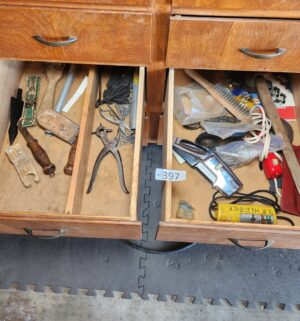 g397- contents of the drawers and bottom cabinets - Image 7