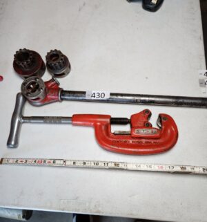 g430- Ridgid pipe threader, cutter