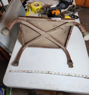 g502- vintage stool - Image 3