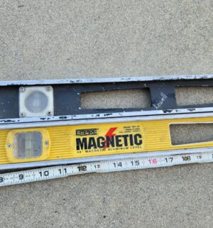 g548- 4ft & 6ft level - Image 3