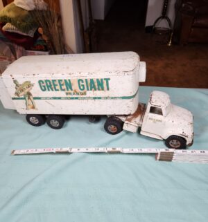 g564- Tonka Green Giant semi-truck and trailer from the 1950s - Image 4