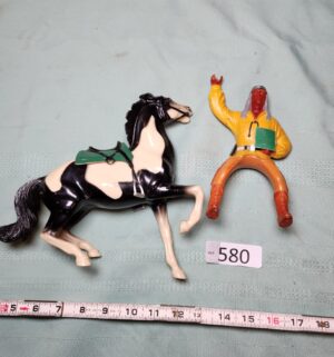 g580- Hartland Plastics Cochise Indian and Pinto Horse toy set