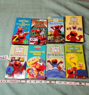 g582- elmo and sesame street vhs tapes