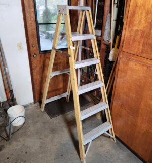 g585- 6ft ladder