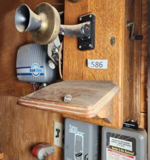 g586- antique kellogg phone - Image 3