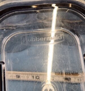 h22- Rubbermaid food storage containers - Image 3