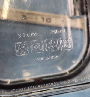 h22- Rubbermaid food storage containers - Image 4