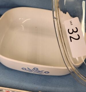 h32- Corning Ware Blue Cornflower 10 in covered dish - Image 2