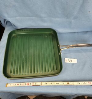 h39- Orgreenic Kitchenware skillet - Image 1