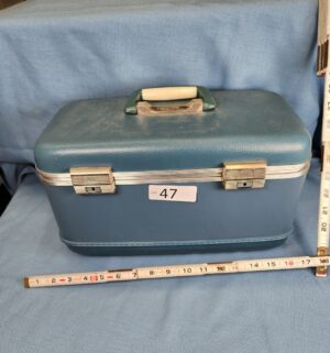 h47- Vintage Airway Travel Case w/ Key - Image 1