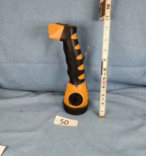 h50- LED Emergency crank radio/flashlight - Image 1