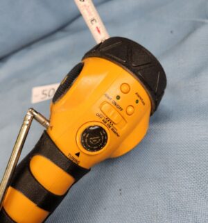 h50- LED Emergency crank radio/flashlight - Image 2