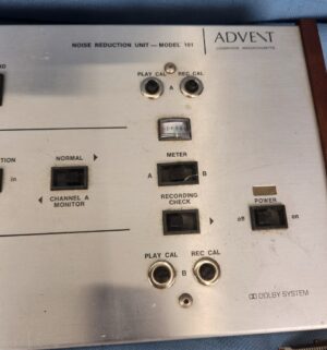 h58- Advent Noise Reduction Unit Model 101 - Image 2