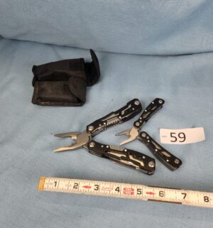 h59- multi tools w/ cases - Image 1
