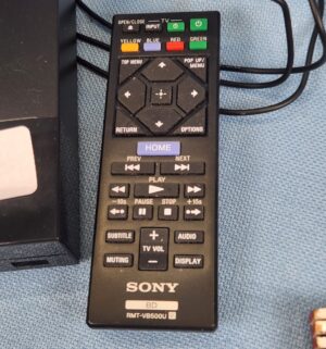 h66- Sony Blu Ray / DVD Player w/ remote. - Image 2