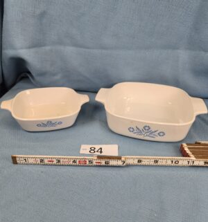 h84- Vintage Corning Ware dishes