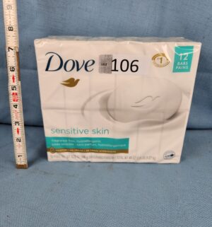 h106- 12 dove soap bars