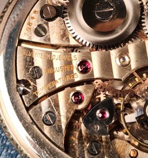 h188- Antique Gruen Pocket watch 17 jewels. Still works - Image 4