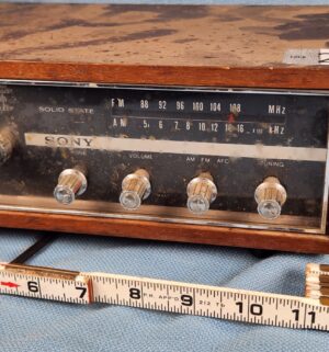 h202- vintage sony clock radio Model 8FC-75W - Image 3