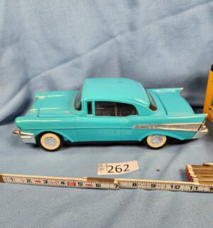 h262- 57 Chevy Cassette Rewinder. No plug - Image 1