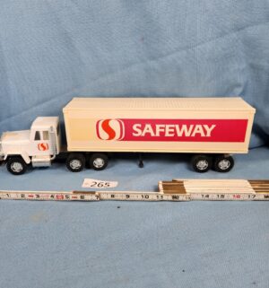 h265- vintage Safeway semi-truck and trailer toy - Image 1