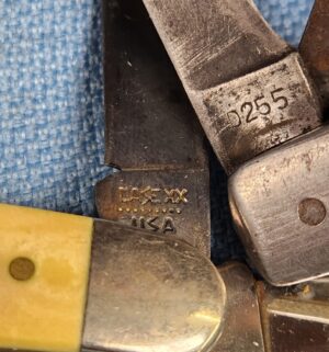 h285- Case, Buck, Diamond Edge Pocket knives - Image 2