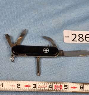 h286- Victorinox Swiss Army Knife - Image 1