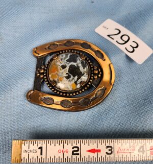 h293- horseshoe & stone buckle - Image 1